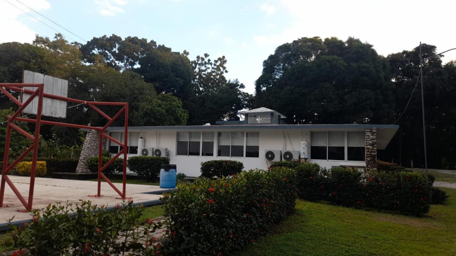 Hotel Los Leones Palenque Buitenkant foto