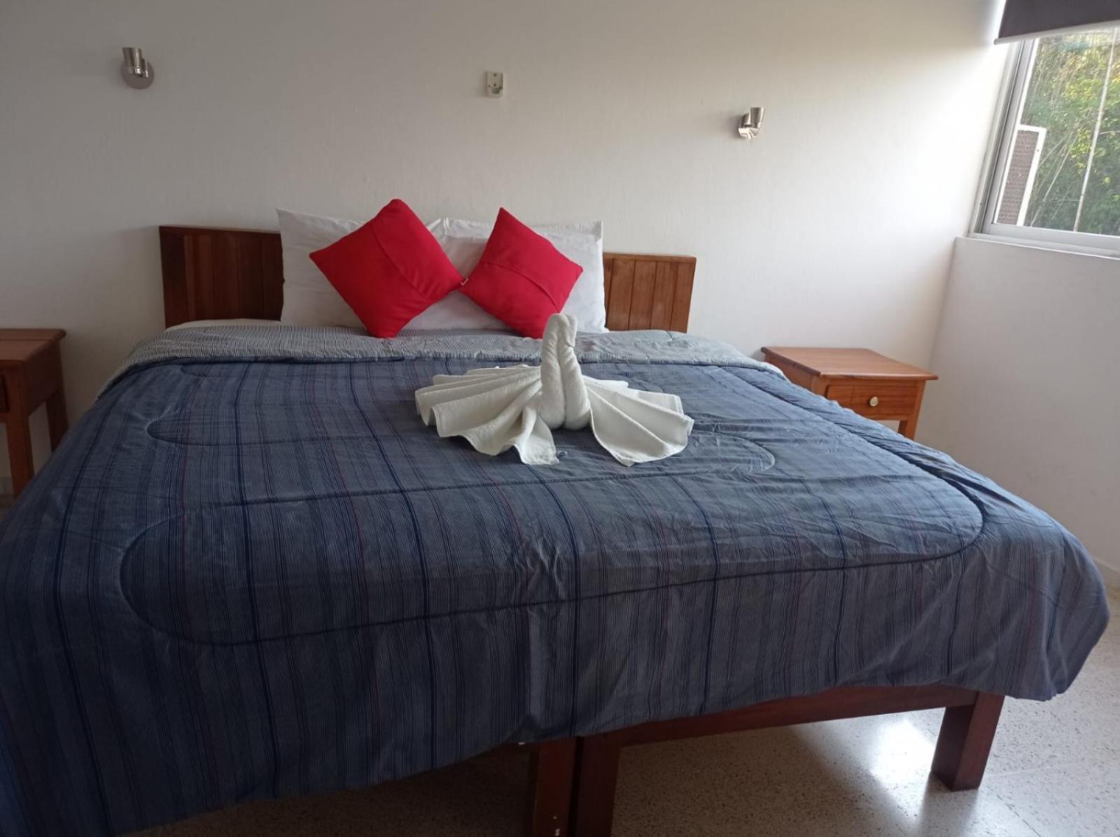 Hotel Los Leones Palenque Buitenkant foto